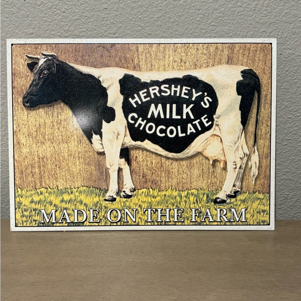 Hersheys‎ Milk Chocolate Tin Cow Sign Wall Art Like New Vintage 1999